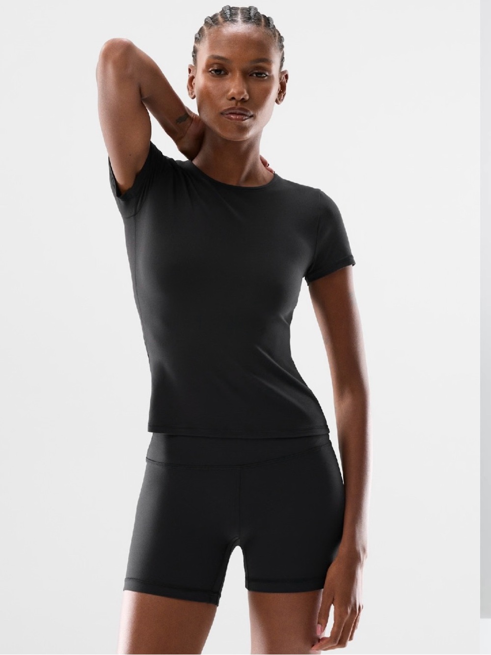 TNA/Aritzia Black Short Sleeve Crewneck Tee